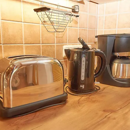 Strandschloesschen - Haushaelfte 2 Feriehus