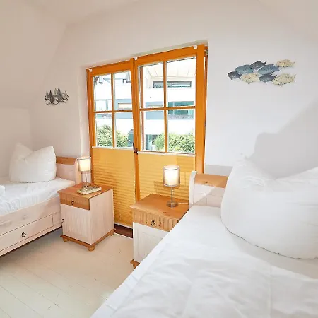 Strandschloesschen - Haushaelfte 2 Sellin (Rugen)