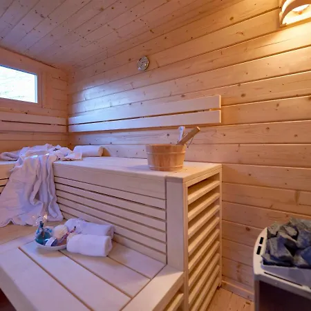 Feriehus Strandschloesschen - Haushaelfte 2 *