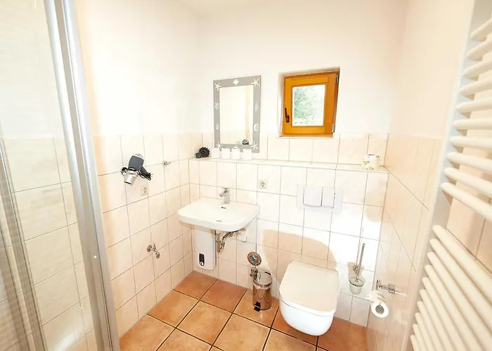 بيت للعطل Strandschloesschen - Haushaelfte 2 Sellin (Rugen)